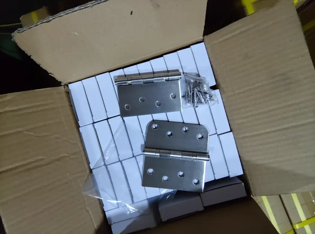 4" Square x 5/8"R Stainless Steel Ball Bearing Door Hinges - 3Pack photo review
