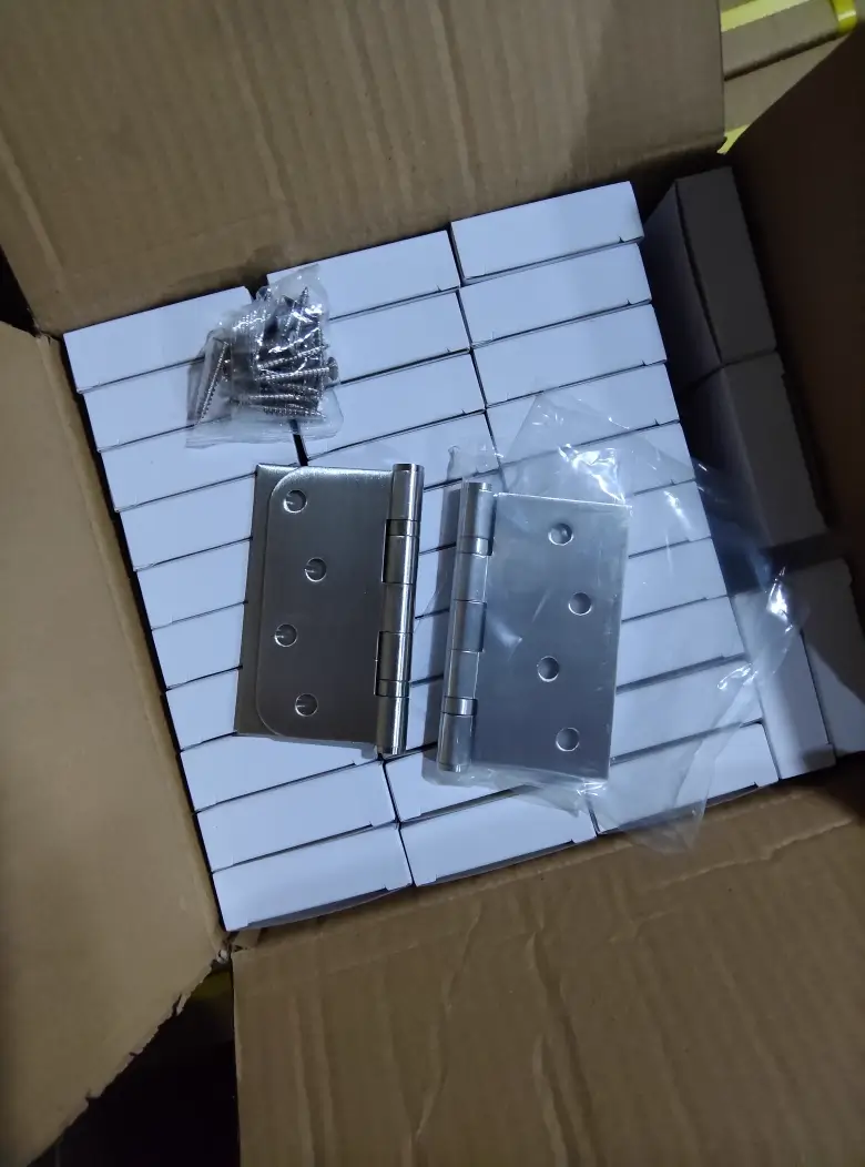 4" Square x 5/8"R Stainless Steel Ball Bearing Door Hinges - 3Pack photo review